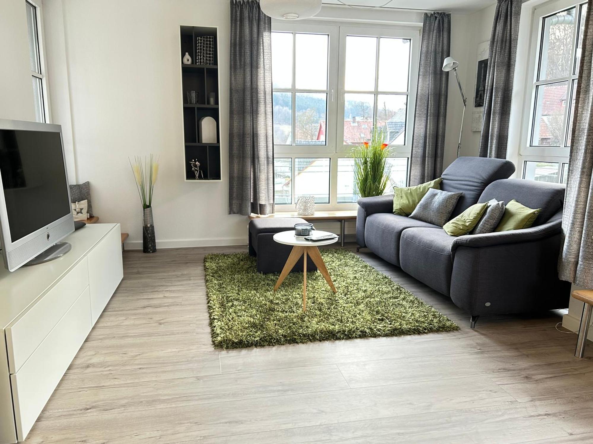 Grosszuegiges Helles Penthouse -Komplette Etage- Mit Balkon Und Stellplatz In Ruhiger Lage Kulmbach Exterior foto