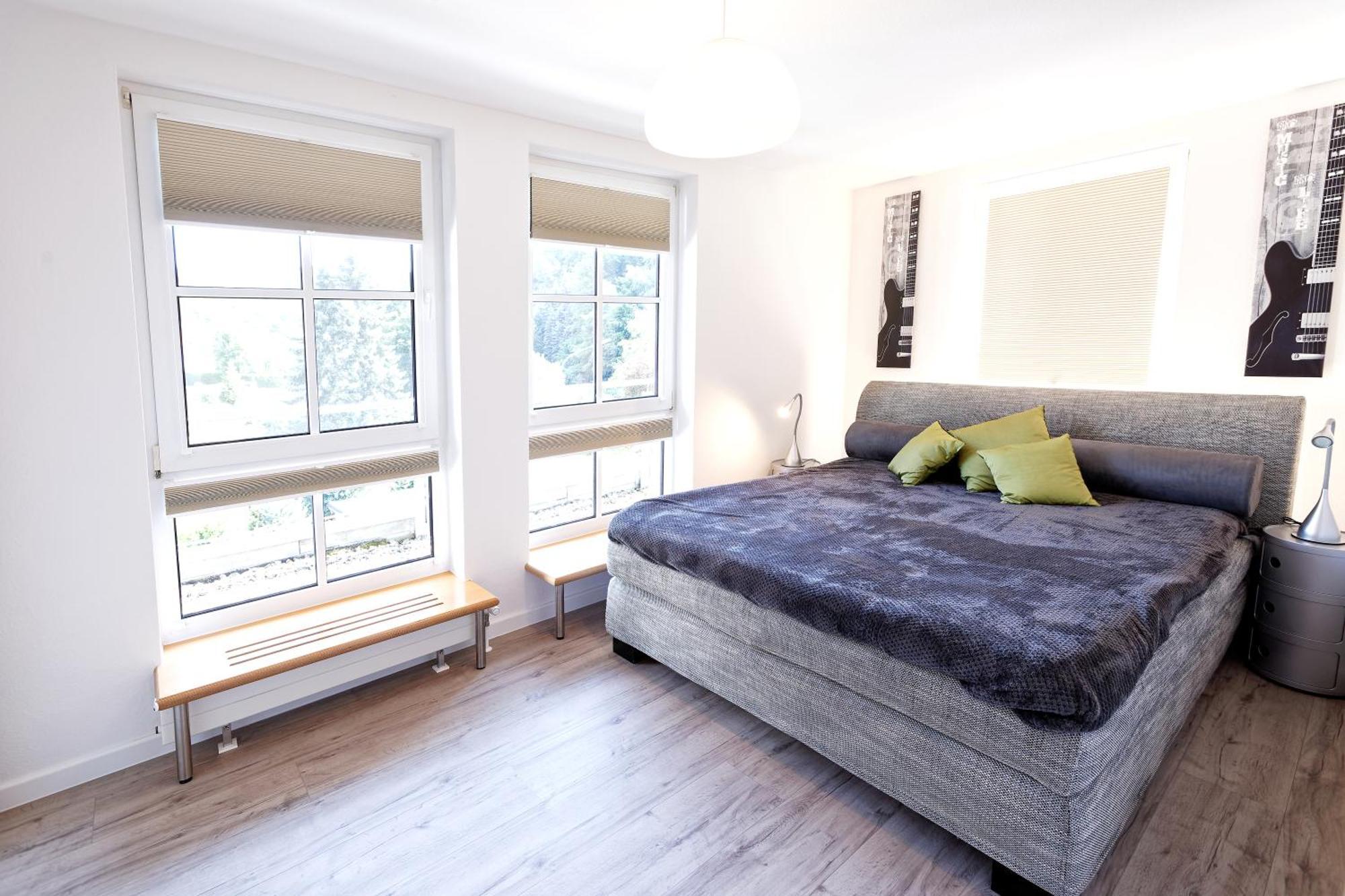 Grosszuegiges Helles Penthouse -Komplette Etage- Mit Balkon Und Stellplatz In Ruhiger Lage Kulmbach Exterior foto
